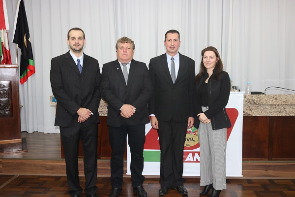 Presidente Do Legislativo Participa De Solenidade Da Pol cia Civil 